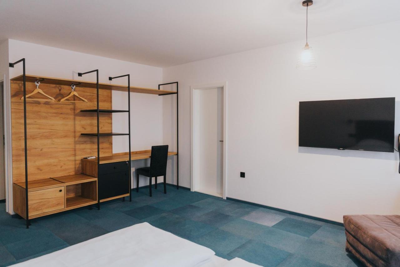 Hotel Arena Bakarni à Brčko Extérieur photo